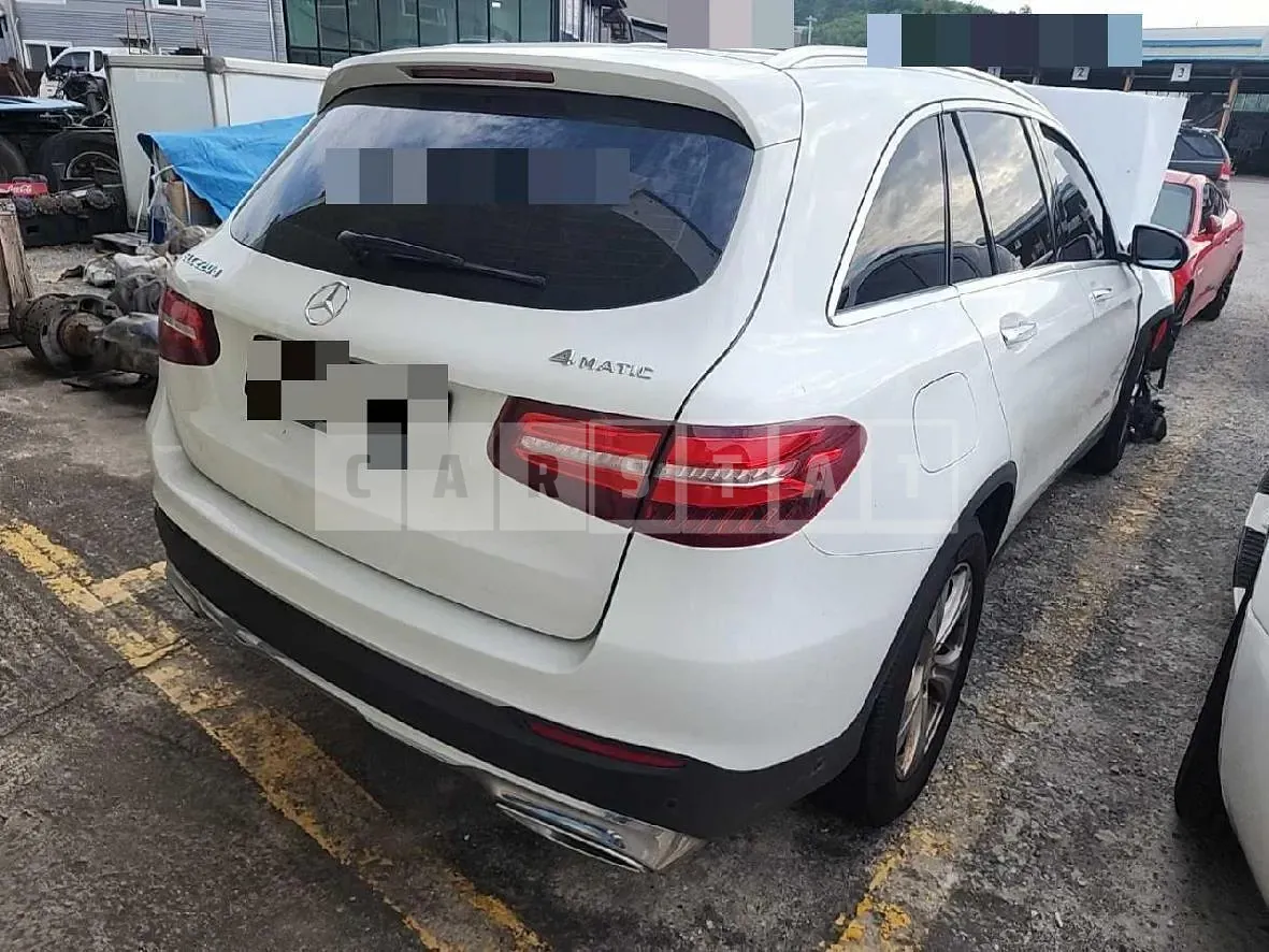 Photo 2 of 10: 2016 Mercedes-Benz GLC220 d 4Matic, VIN WDC0G0FB4GF038899 — Korean insurance auction