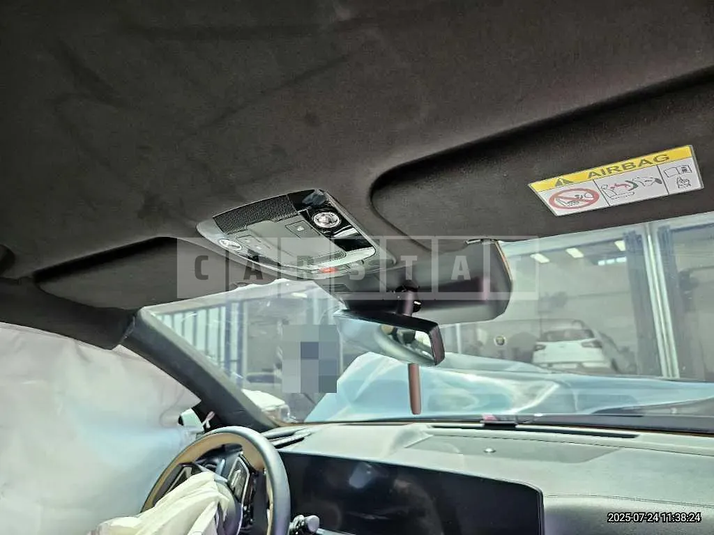 Photo 2 of 49: 2025 Kia Sorento 2.5T — Korean insurance auction