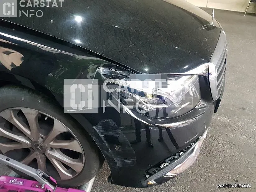 Photo 2 of 11: 2020 Mercedes-Benz E 300 4Matic, VIN WDDZF4KB0LA728692 — Korean insurance auction