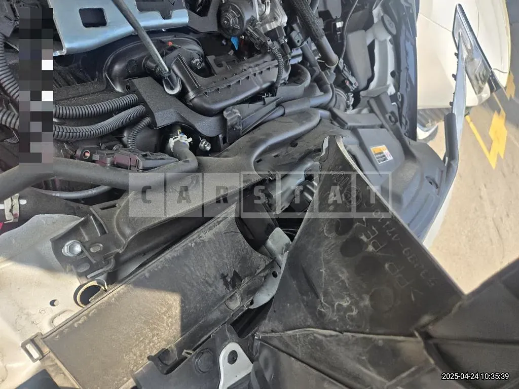 Photo 2 of 31: 2024 Toyota Prius 2WD — Korean insurance auction
