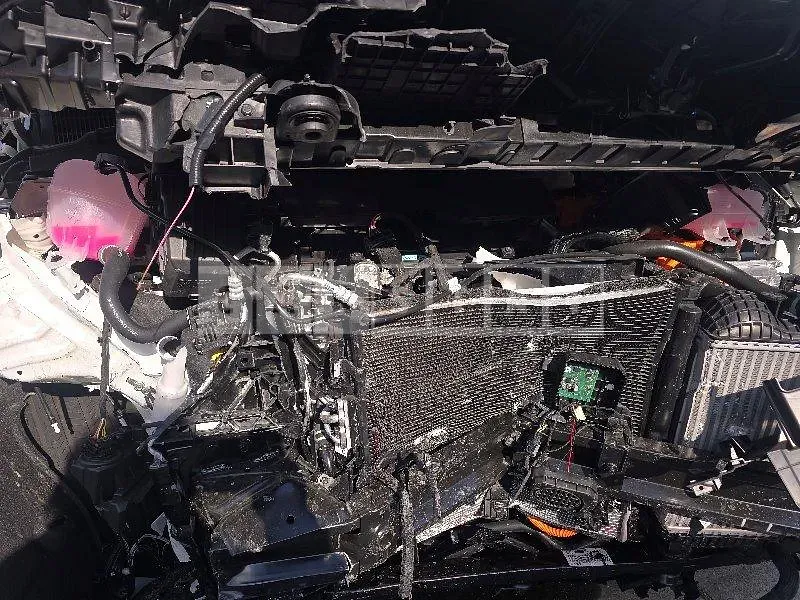 Photo 2 of 11: 2025 Kia Carnival Hybrid — Korean insurance auction