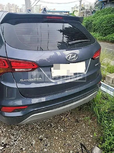 Photo 1 of 12: 2015 Hyundai Santa Fe 2.0 — Korean insurance auction