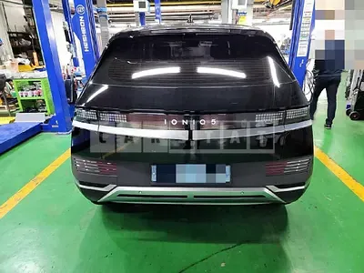 Photo 1 of 28: 2021 Hyundai IONIQ 5 Long Range, VIN KMHKN81AFNU011780 — Korean insurance auction
