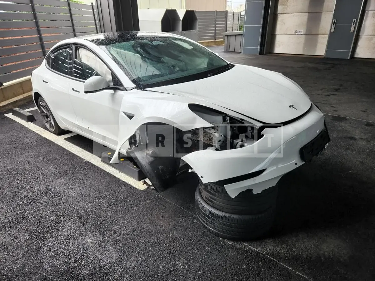Photo 2 of 5: 2022 Tesla Model 3 Long Range, VIN 5YJ3E1EB6NF312881 — Korean insurance auction