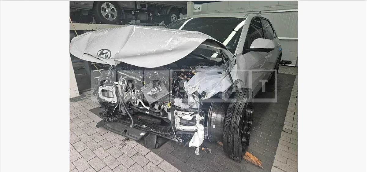 Photo 2 of 18: 2022 Hyundai IONIQ 5 Long Range — Korean insurance auction