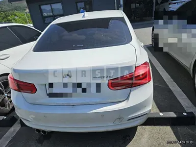 Photo 1 of 13: 2017 BMW 320d — Korean insurance auction
