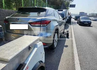 Photo 1 of 5: 2020 Lexus RX450h — Korean insurance auction