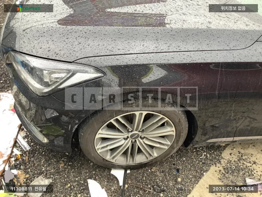 Photo 2 of 15: 2017 Hyundai Genesis /G80, VIN KMHGL41DDJU259398 — Korean insurance auction