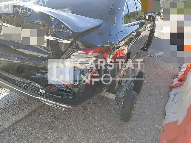 Photo 2 of 5: 2017 Mercedes-Benz E220 d — Korean insurance auction