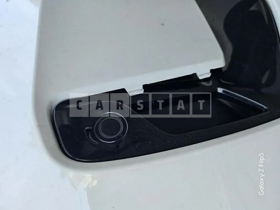 Photo 2 of 20: 2023 BMW 320i, VIN WBA61FS0XPFR13960 — Korean insurance auction