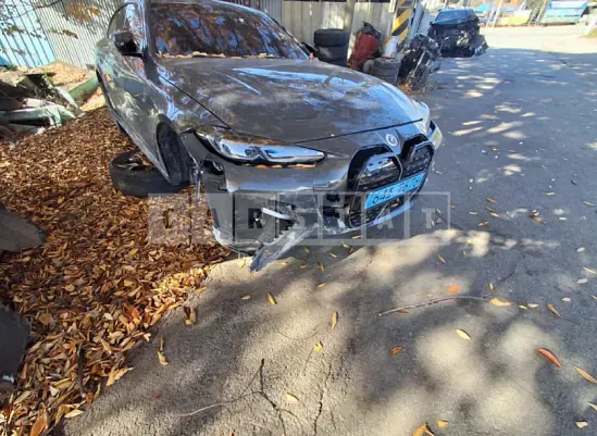 Photo 2 of 12: 2024 BMW i4 M50 — Korean insurance auction