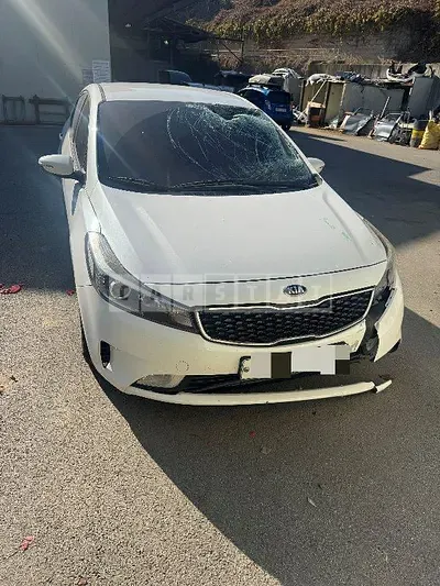 Photo 1 of 9: 2016 Kia Kz — Korean insurance auction