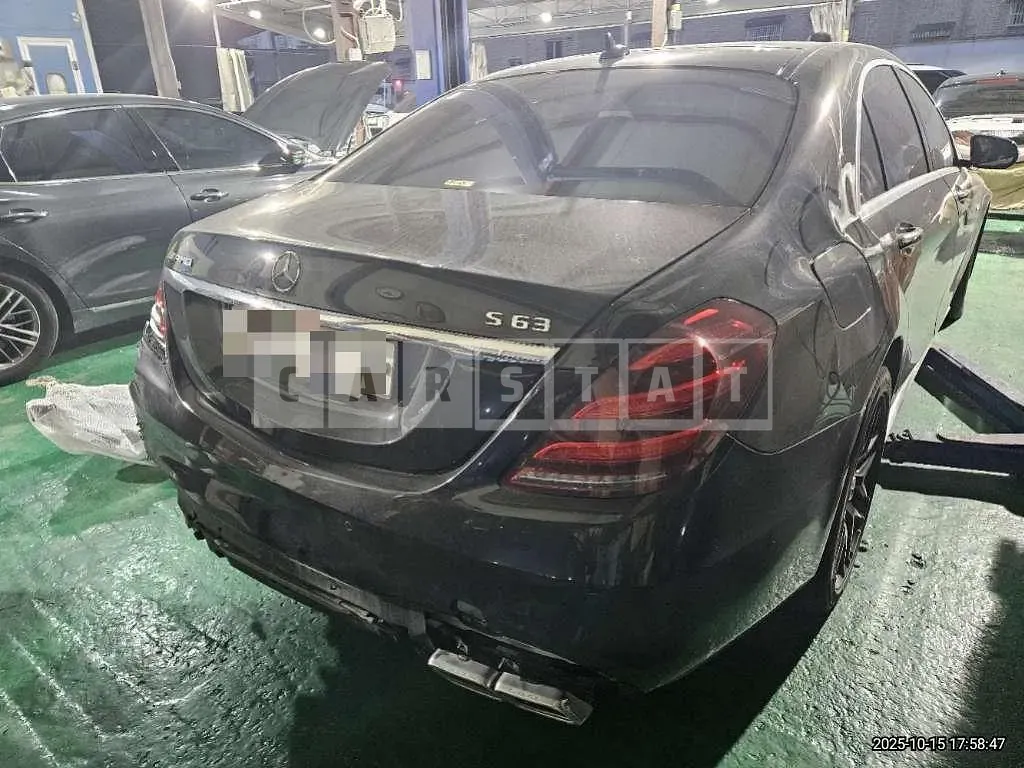 Photo 2 of 54: 2020 Mercedes-Benz AMG S63 4Matic + L — Korean insurance auction