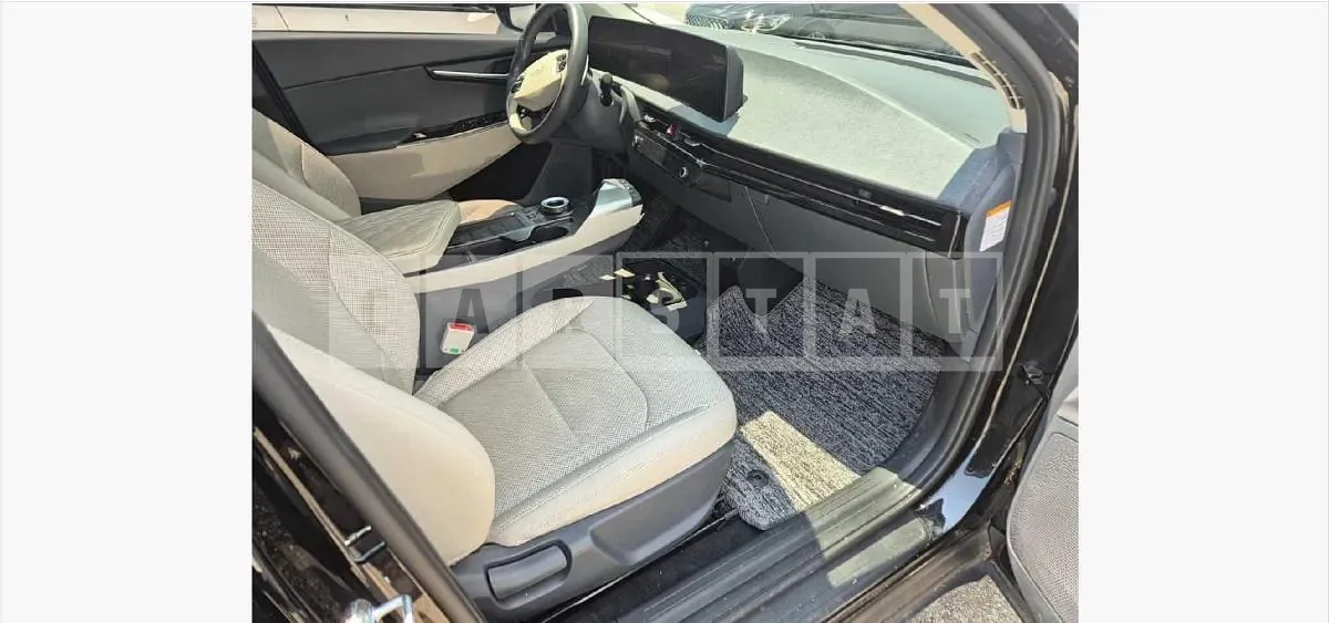 Photo 2 of 7: 2022 Kia EV6 Long Range — Korean insurance auction