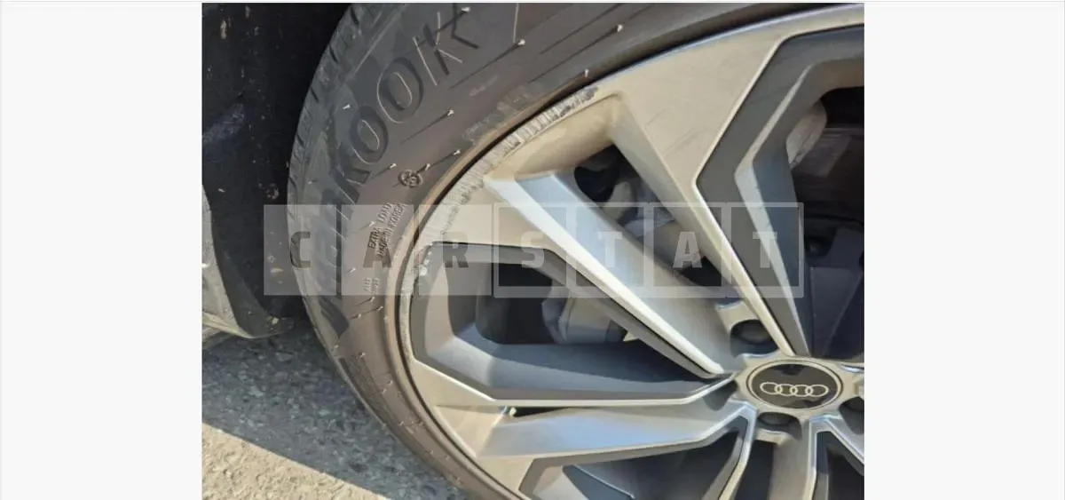 Photo 2 of 3: 2023 Audi (parts) Q7 55 TFSI Wheel — Korean insurance auction
