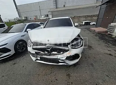 Photo 1 of 16: 2022 Mercedes-Benz GLC220d 4Matic Coupe — Korean insurance auction