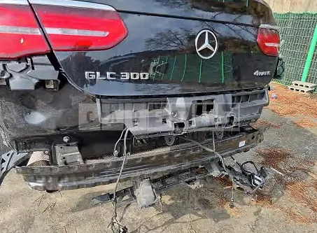 Photo 2 of 22: 2019 Mercedes-Benz GLC300 4Matic Coupe, VIN WDC0J4KB9KF640012 — Korean insurance auction