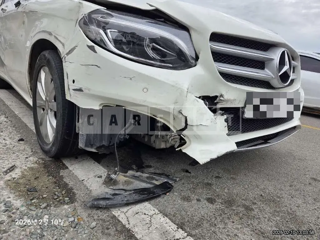 Photo 2 of 8: 2016 Mercedes-Benz B200 d — Korean insurance auction