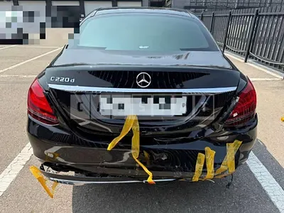 Photo 1 of 12: 2019 Mercedes-Benz C220 d — Korean insurance auction