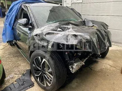 Photo 1 of 30: 2023 Kia EV6 — Korean insurance auction