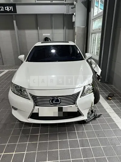 Photo 1 of 21: 2014 Lexus ES300h — Korean insurance auction