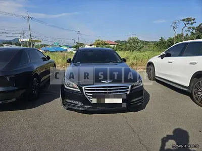 Photo 1 of 9: 2015 Genesis 3.3 — Korean insurance auction