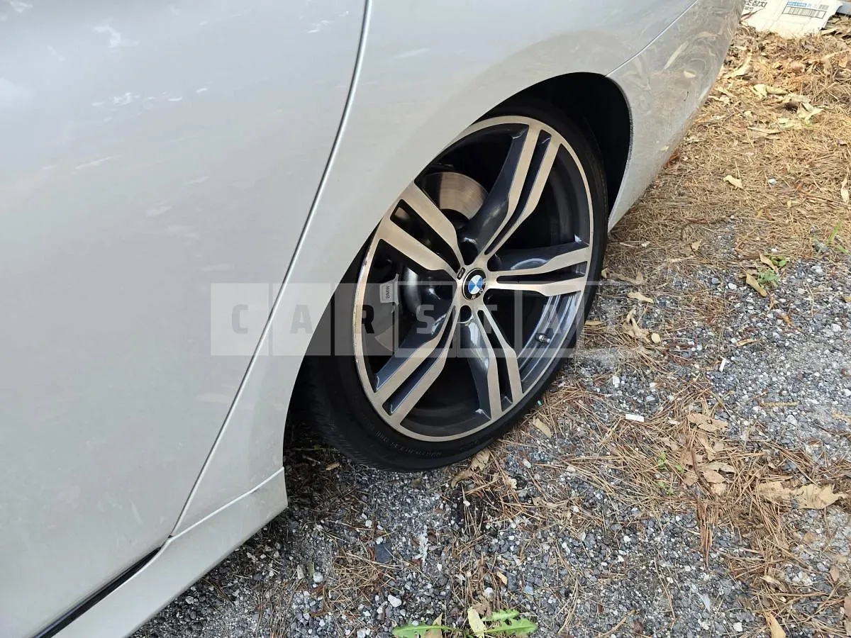 Photo 2 of 14: 2018 BMW 740d xDrive — Korean insurance auction