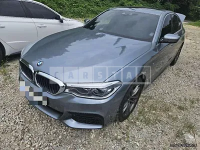 Photo 1 of 17: 2018 BMW 530i xDrive — Korean insurance auction