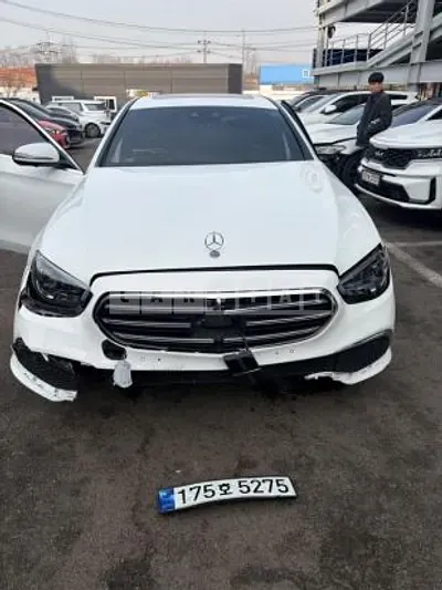 Photo 1 of 25: 2023 Mercedes-Benz E250, VIN W1KZF4FB2PB148726 — Korean insurance auction