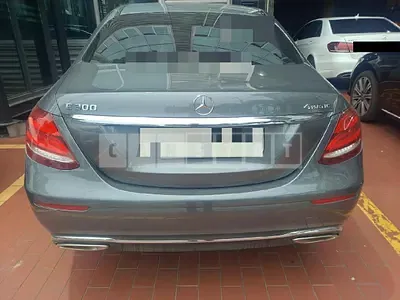 Photo 1 of 49: 2019 Mercedes-Benz E300 4Matic, VIN WDDZF4KB1KA559765 — Korean insurance auction