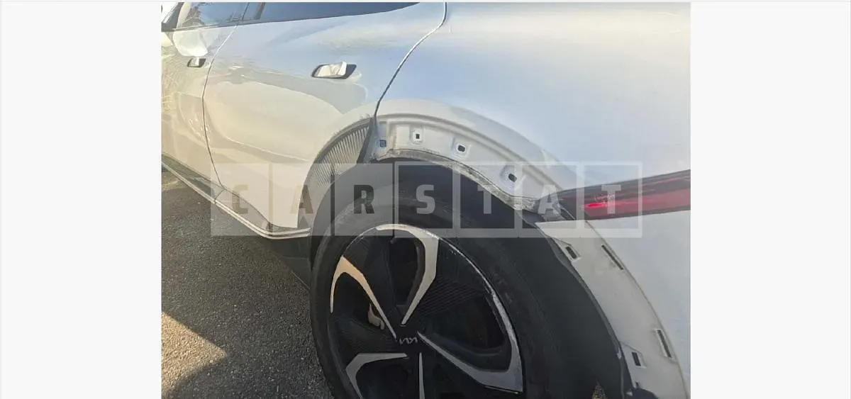 Photo 2 of 48: 2023 Kia EV6 Long Range — Korean insurance auction