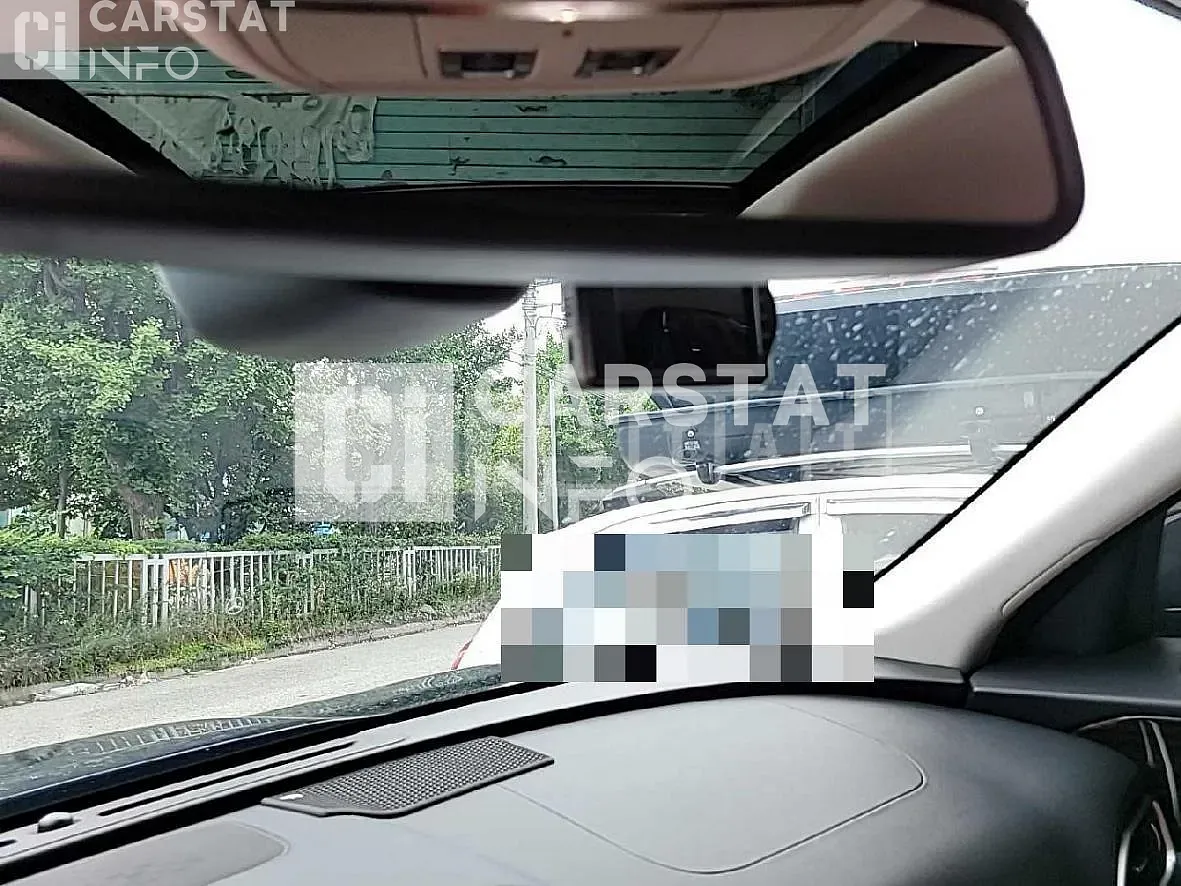 Photo 2 of 17: 2018 Jaguar F-Pace 20d, VIN SADCA2BN0JA277908 — Korean insurance auction
