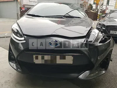 Photo 1 of 32: 2019 Toyota Prius C — Korean insurance auction
