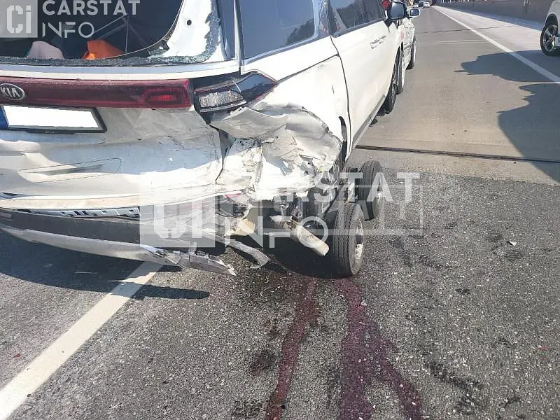 Photo 2 of 27: 2021 Kia Carnival, VIN KNANC81BBMS057836 — Korean insurance auction