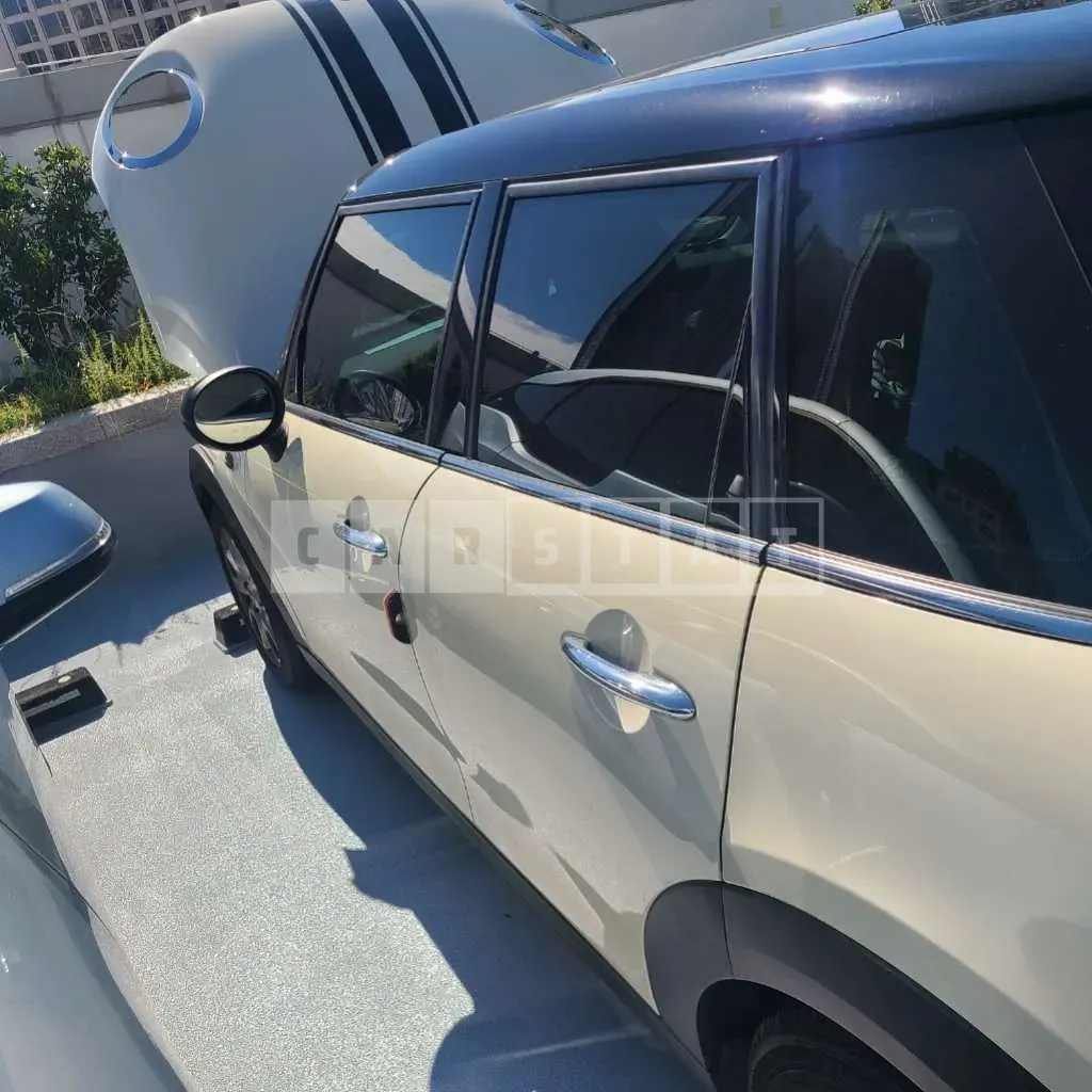 Photo 2 of 10: 2016 MINI Cooper Five-Door — Korean insurance auction