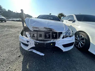 Photo 1 of 11: 2015 Mercedes-Benz E200 Coupe, VIN WDDKJ3EB6GF325377 — Korean insurance auction