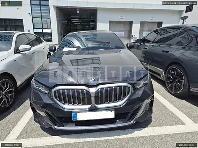 2023 BMW BMW 523d