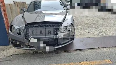 Photo 1 of 25: 2015 Bentley Flying Spur W12 — Korean insurance auction