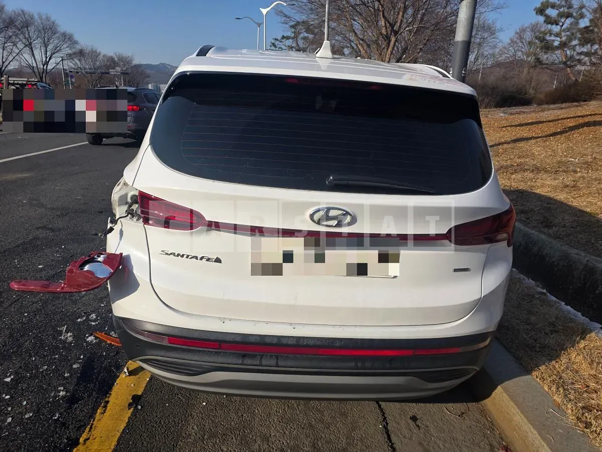 Photo 2 of 14: 2021 Hyundai Santa Fe TM Hybrid — Korean insurance auction