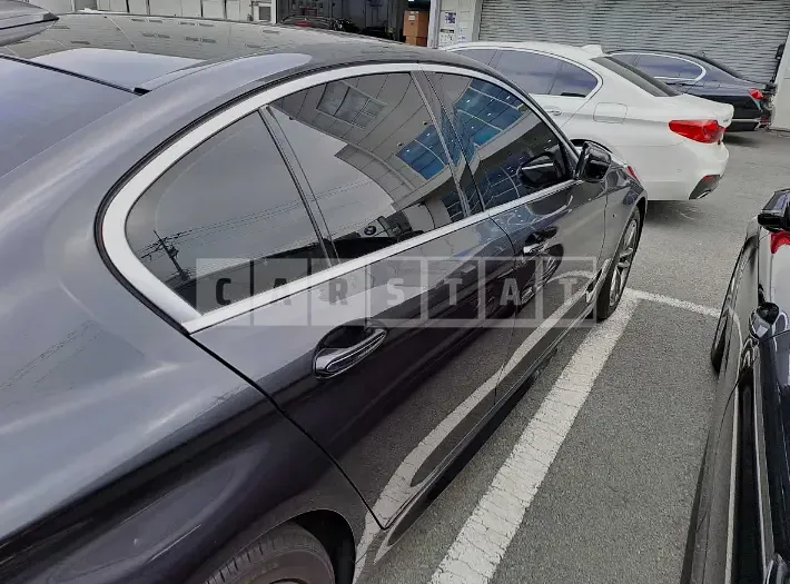 Photo 2 of 9: 2018 BMW 530i, VIN WBAJD3100JWC14204 — Korean insurance auction