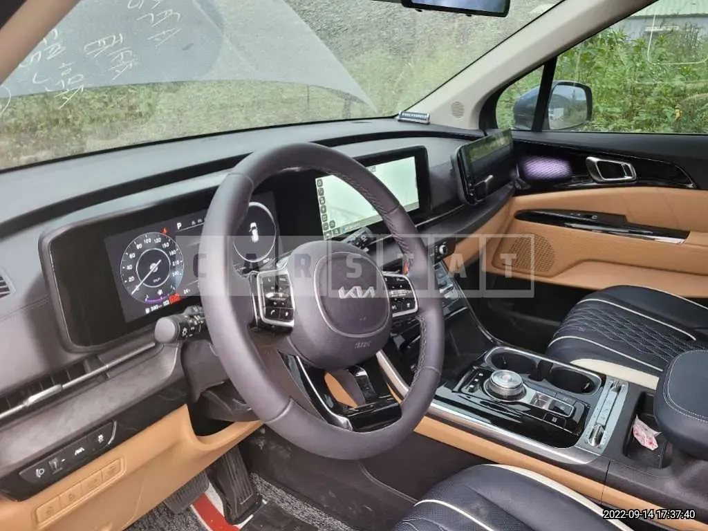 Photo 2 of 23: 2023 Kia Carnival, VIN KNANE813BPS213912 — Korean insurance auction
