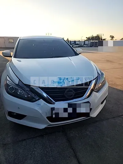 Photo 1 of 42: 2018 Nissan Altima 2.5 — Korean insurance auction