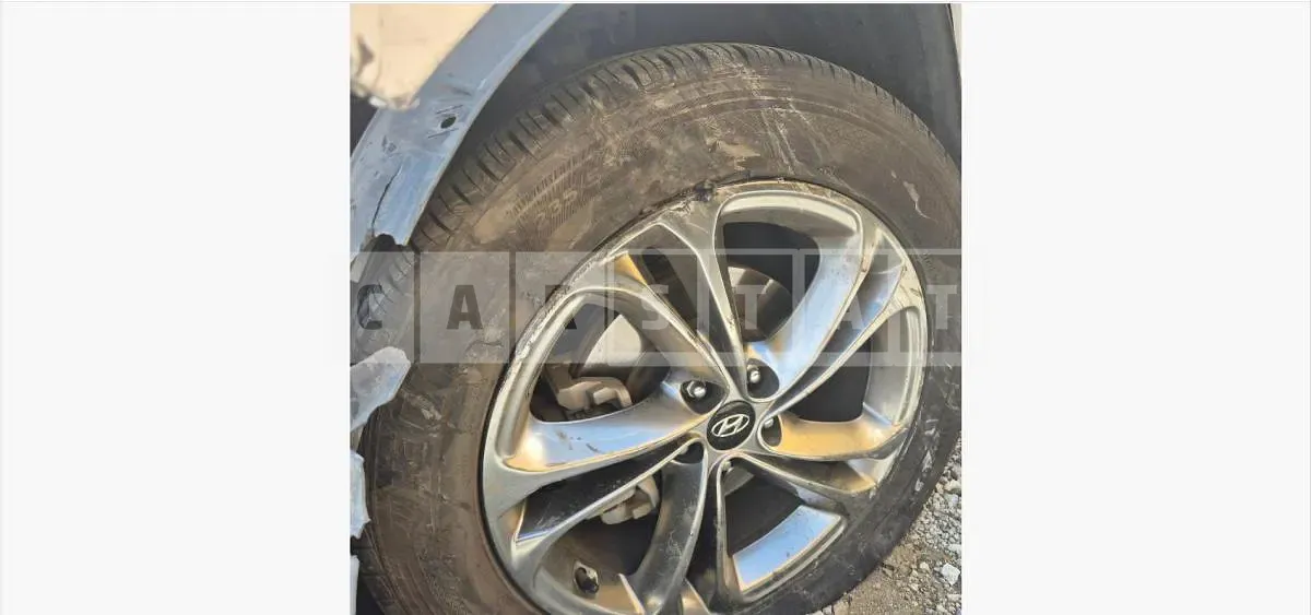 Photo 2 of 30: 2019 Hyundai Santa Fe TM — Korean insurance auction