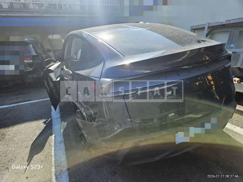 Photo 2 of 13: 2025 Tesla Model Y RWD — Korean insurance auction