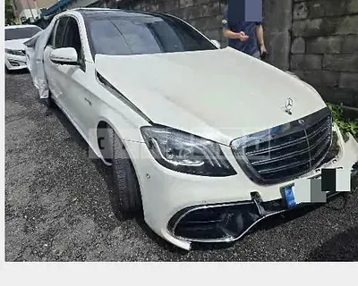 Photo 1 of 19: 2018 Mercedes-Benz AMG S63 4Matic + L — Korean insurance auction