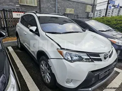 Photo 1 of 14: 2015 Toyota RAV4 4WD — Korean insurance auction