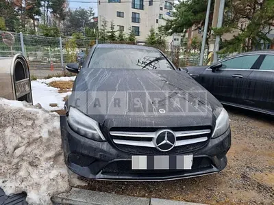 Photo 1 of 13: 2019 Mercedes-Benz C220 d — Korean insurance auction