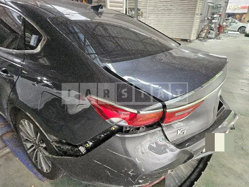 Photo 2 of 11: 2019 Kia K7 — Korean insurance auction