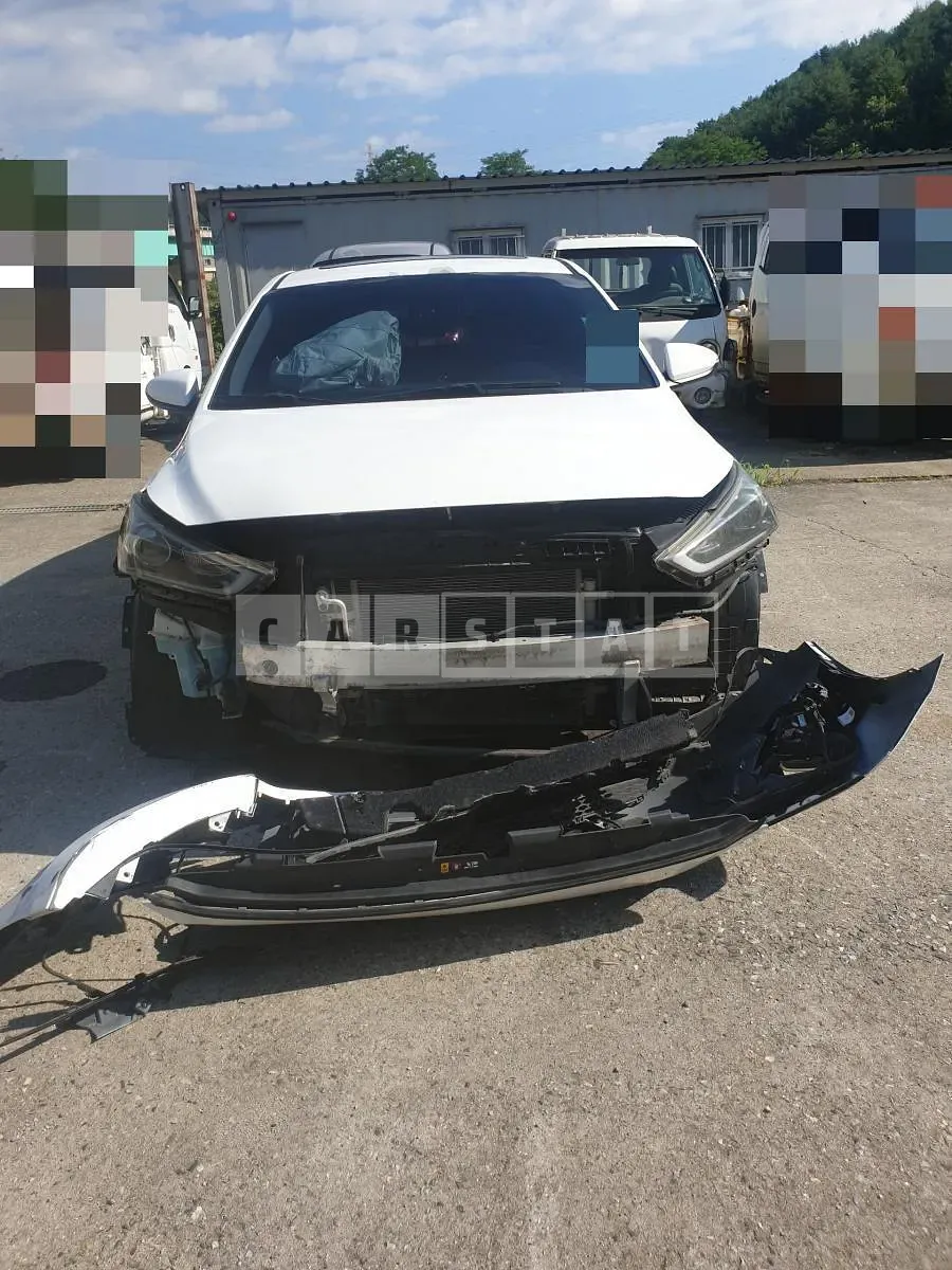 Photo 2 of 7: 2016 Hyundai IONIQ Hybrid — Korean insurance auction