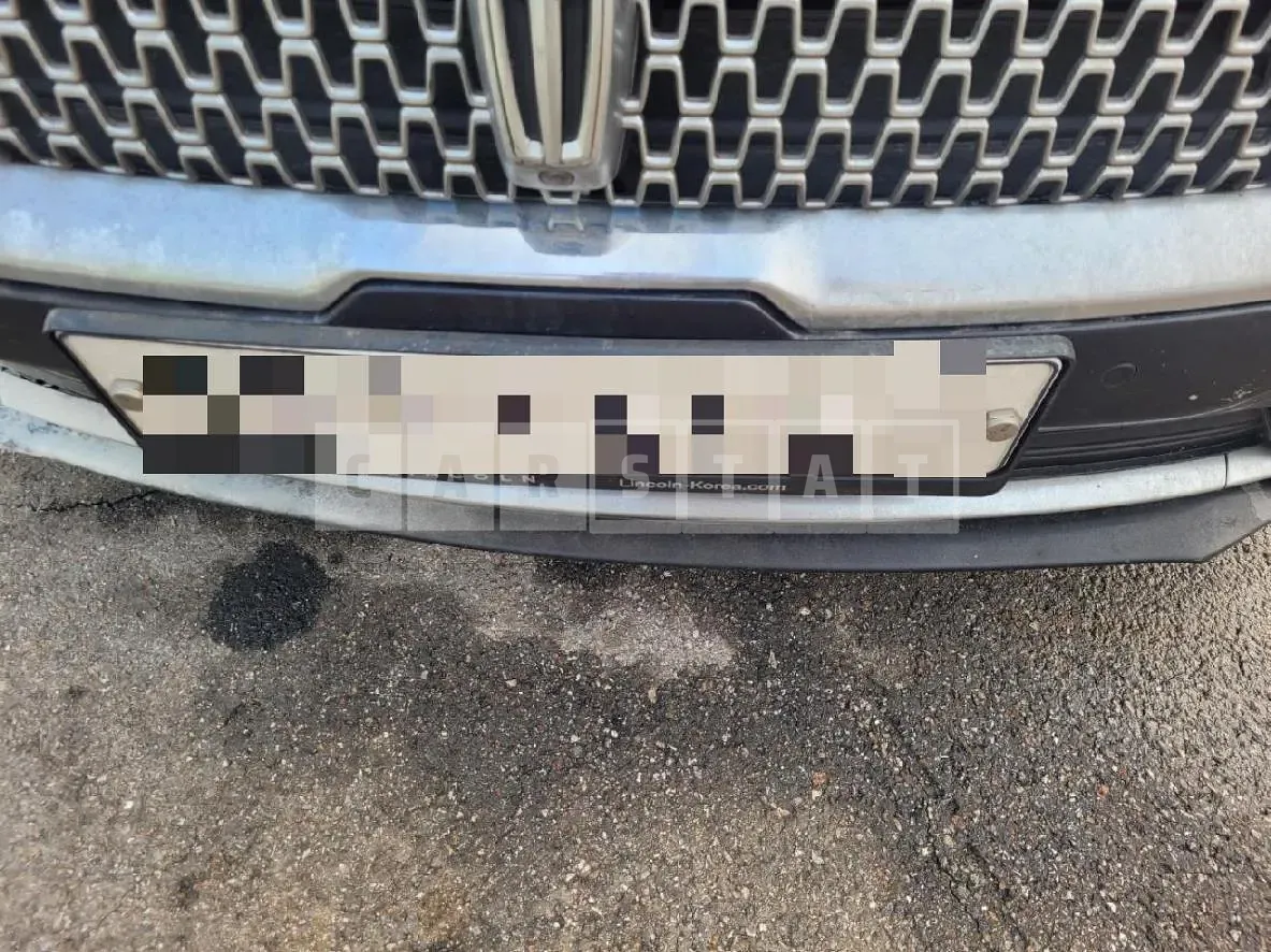 Photo 2 of 40: 2019 Bentley Lincoln Continental 3.0 AWD — Korean insurance auction